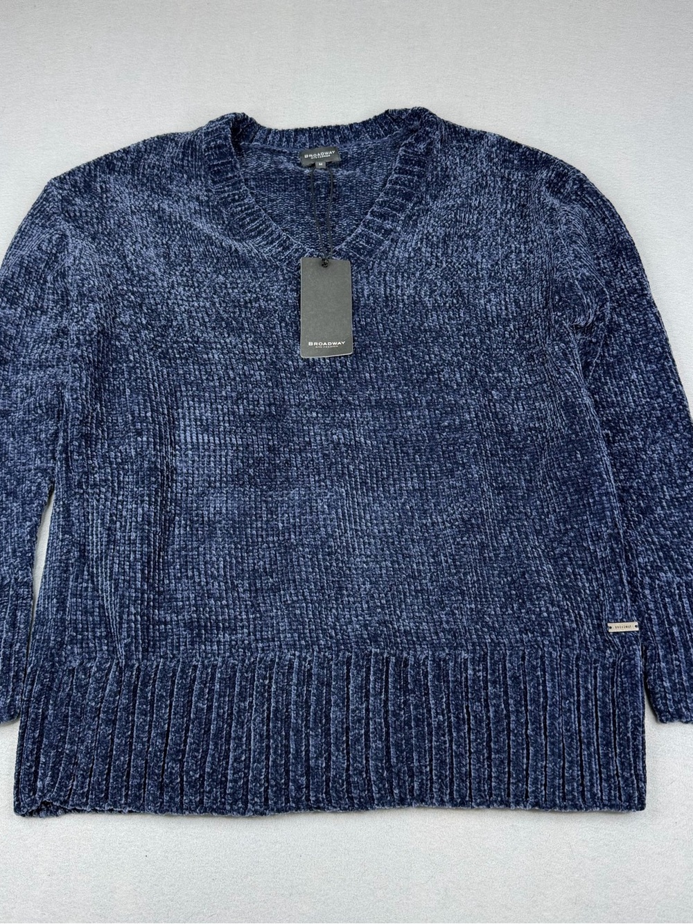 NWT Broadway NYC Genny Chenille Sweater Women M Blue V Neck Cozy Plush Knit
